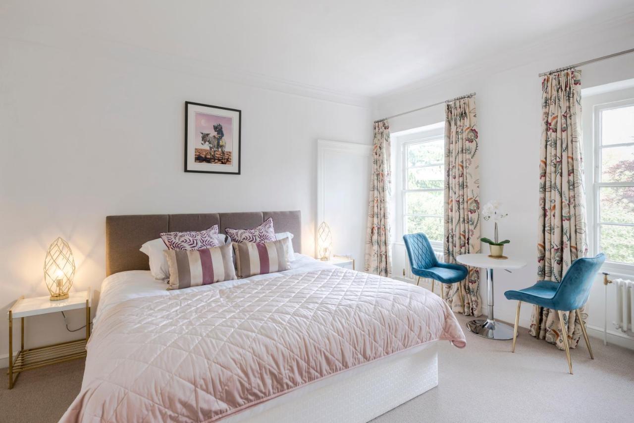 4 Berkeley Square I Your Apartment ブリストル エクステリア 写真