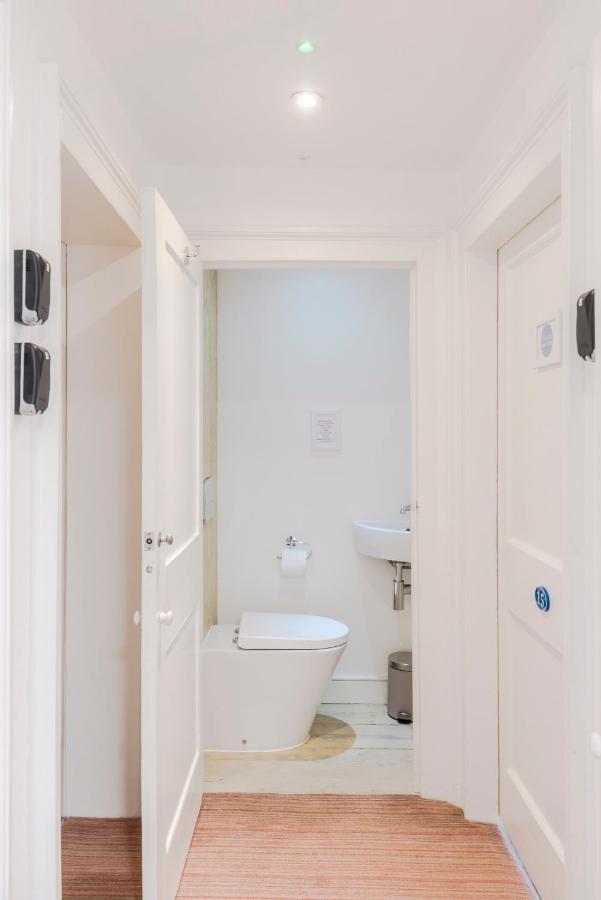 4 Berkeley Square I Your Apartment ブリストル エクステリア 写真