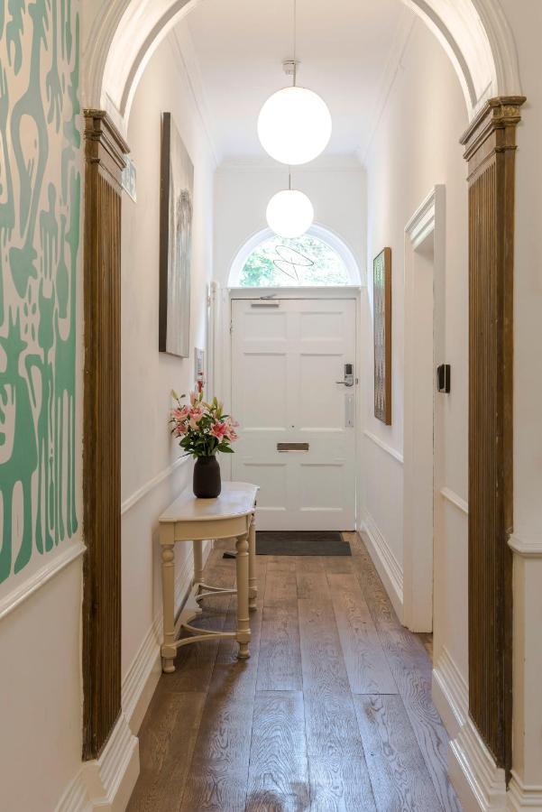 4 Berkeley Square I Your Apartment ブリストル エクステリア 写真